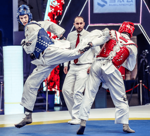 阿里郎跆拳道表演秀>>