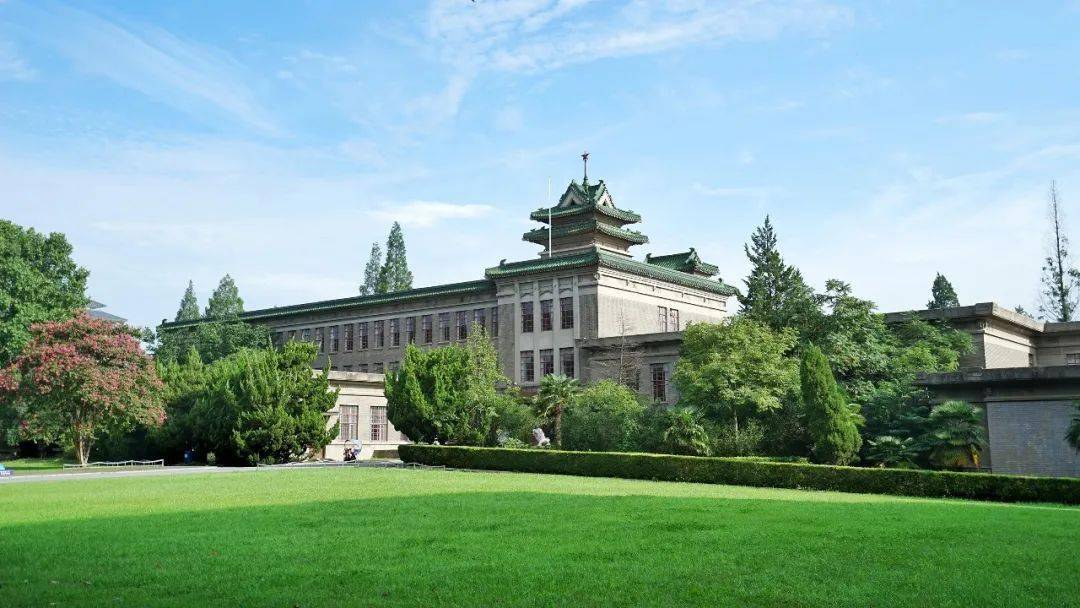 由南京农业大学发起设立的亚洲农业科教创新联盟国际论坛上,来自泰国