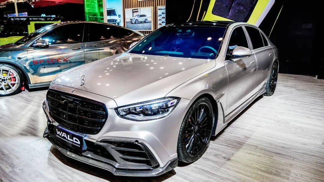 这次,wald 火力全开,为热爱而来网红特斯拉实现线下零距离体验奔驰s