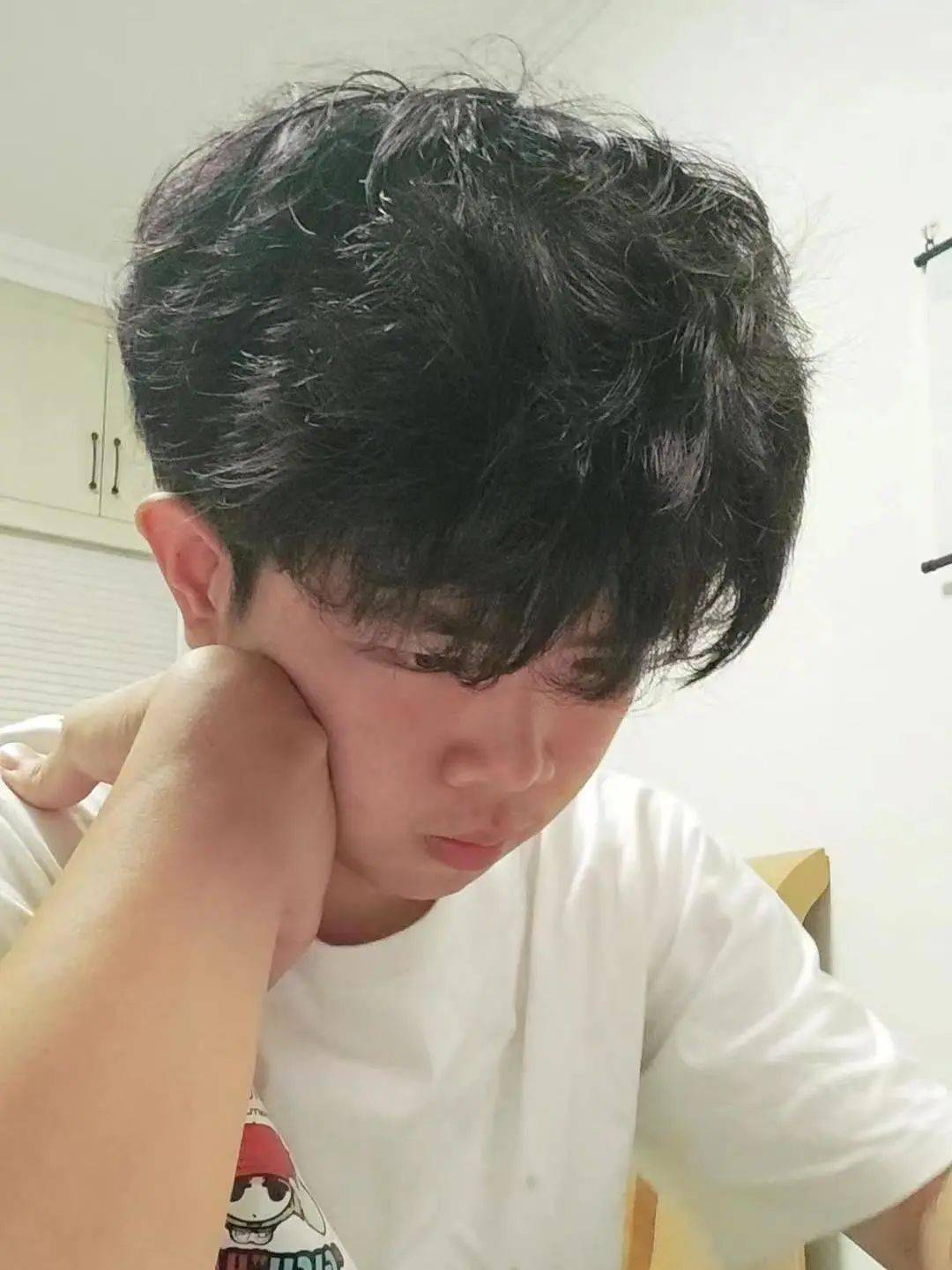 1支笔考600场,云和男孩考上复旦!_张彦鹏_考试_高考