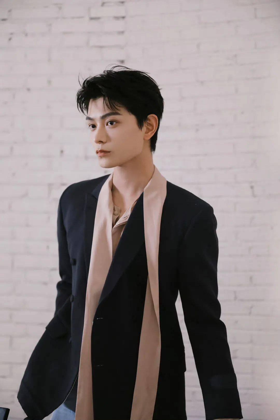 演员动态周报 | 虞书欣丁禹兮《永夜星河》,刘芸王森《全职主夫培养