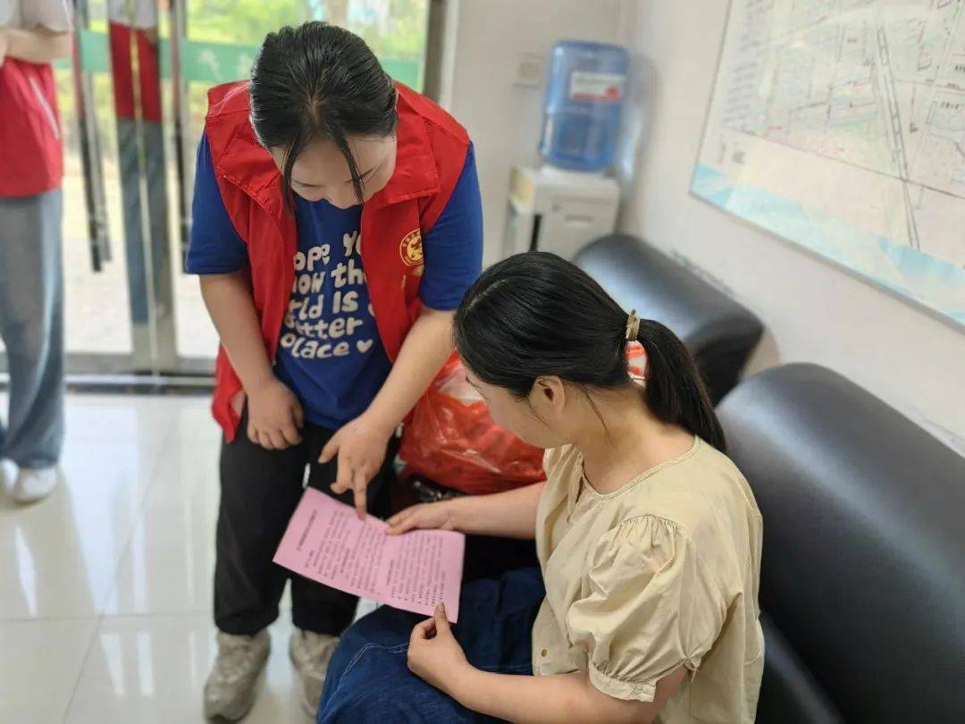 任楼街道团工委宣传教育活动防溺水为进一步加强防溺水安全宣传工作