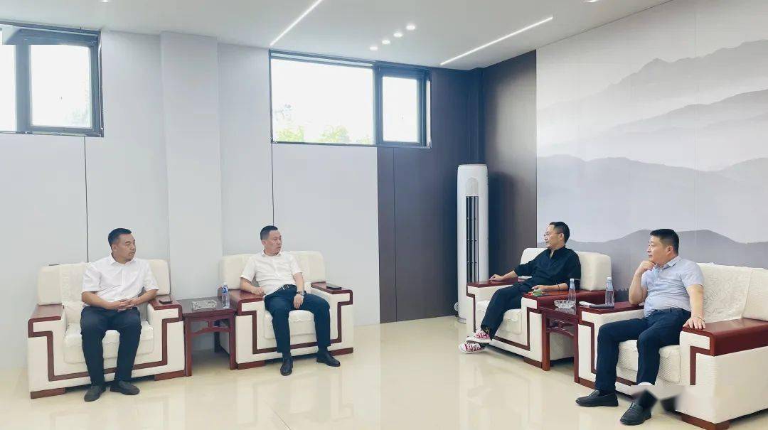 长葛市副市长王付来陪同客商到园区考察交流_企业_艾浦_铜业