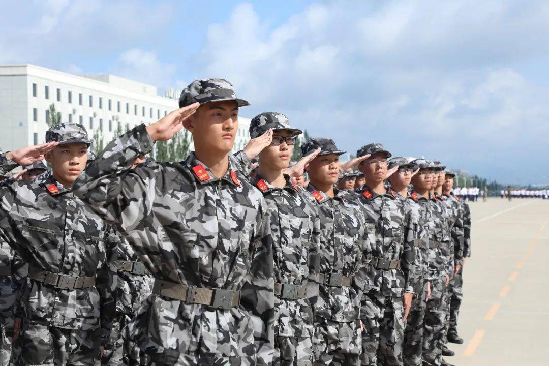 【57中学动态】汗水洒军营,热血铸青春——高二年级军训纪实之绽放篇