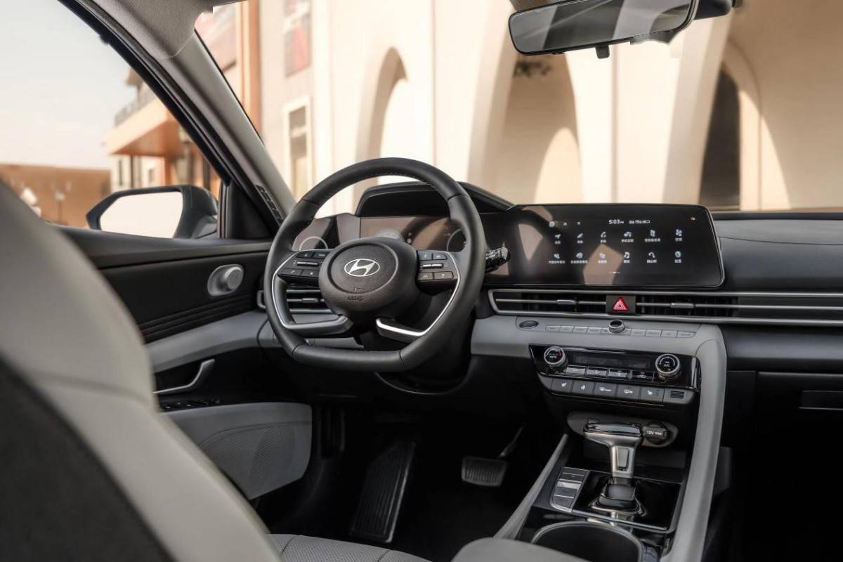 2023成都车展:北京现代全新伊兰特上市_搜狐汽车_搜狐网