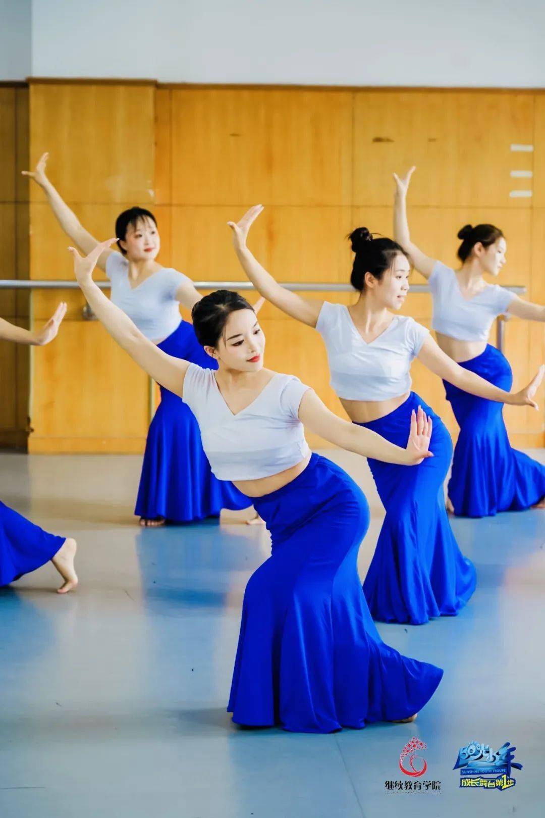 北京舞蹈学院继续教育学院舞蹈进修班上海(第一期)中国民族民间舞东北