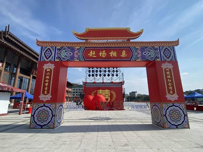 擘画着恩施人民未来美好生活的新图景,这里不止有节日的欢歌,还有"