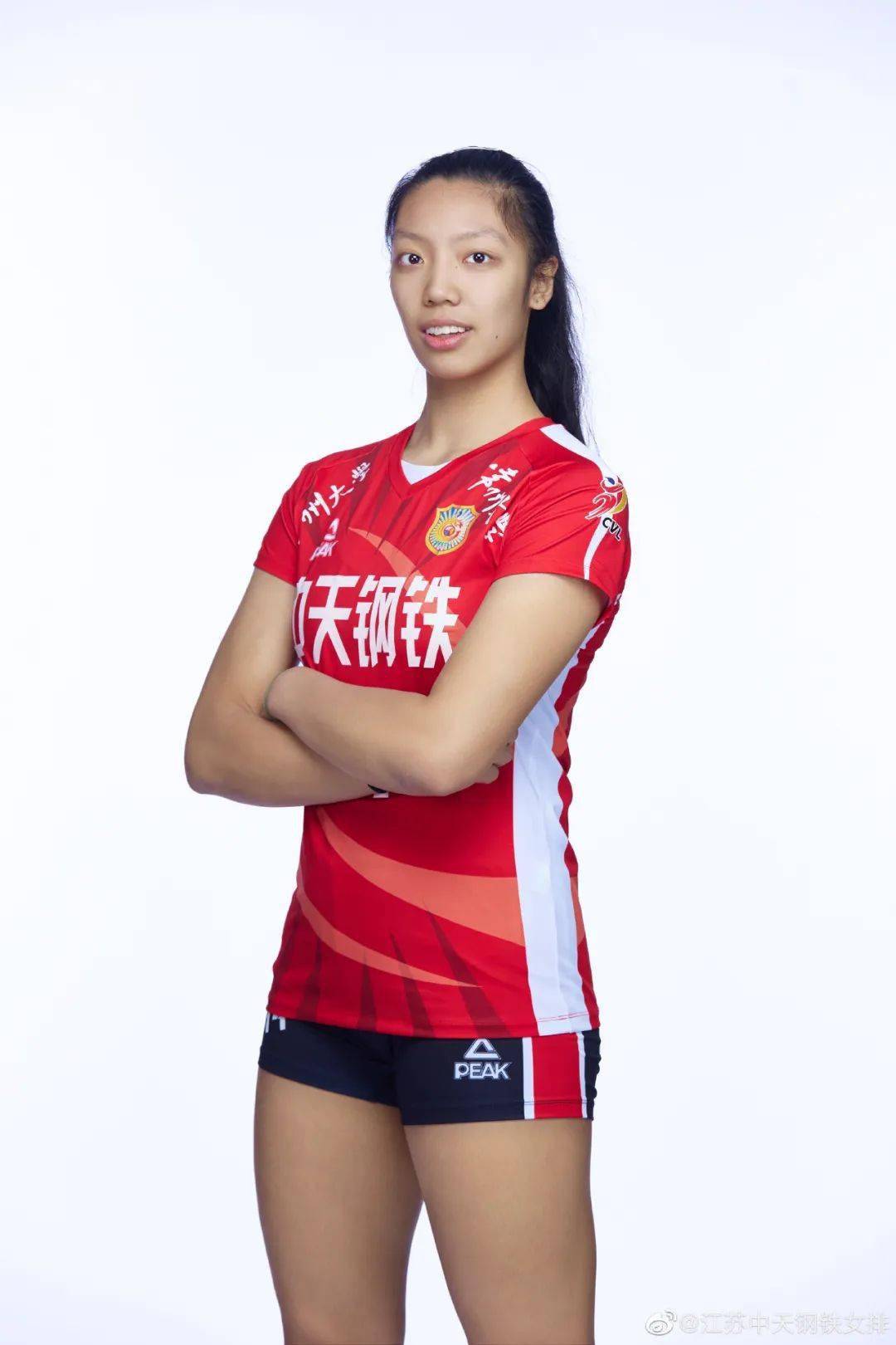 万梓玥,唐欣,杨佳助力u21中国女排摘金