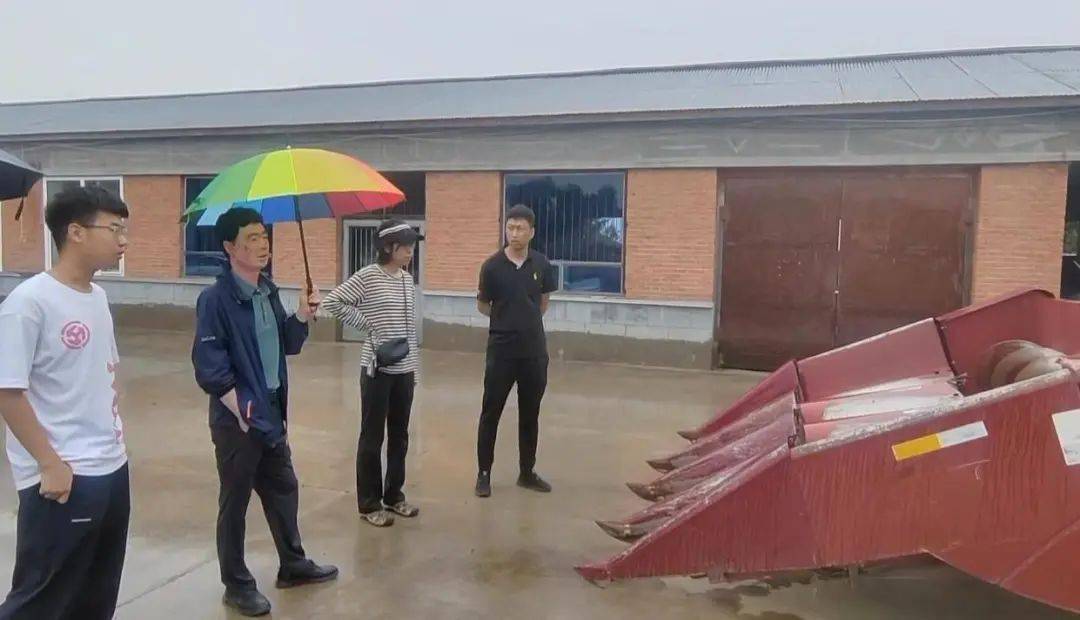 【雪城驻村61振兴一线】东宁市三岔口镇高安村驻村第一书记与东北