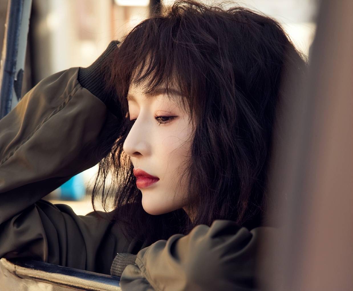 她是最干净的女演员,出道18年零绯闻,嫁著名童星,被称古装女神_何彦霓