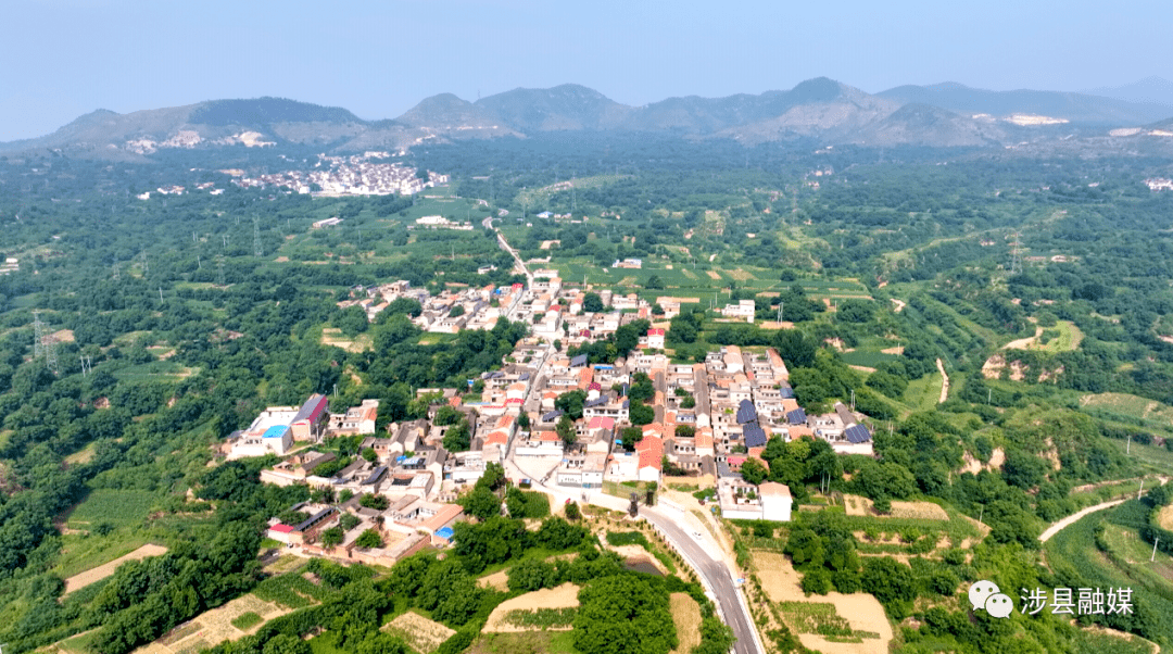 人居环境一线行 | 涉县西寨村:军事文化园让乡村振兴更多彩_村庄_村民