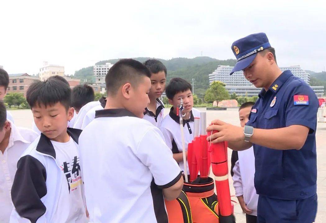 三穗县第三中学图片