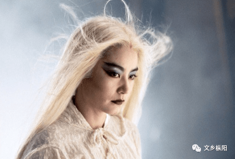 胡德华|一根白发_镜子_先生_因为