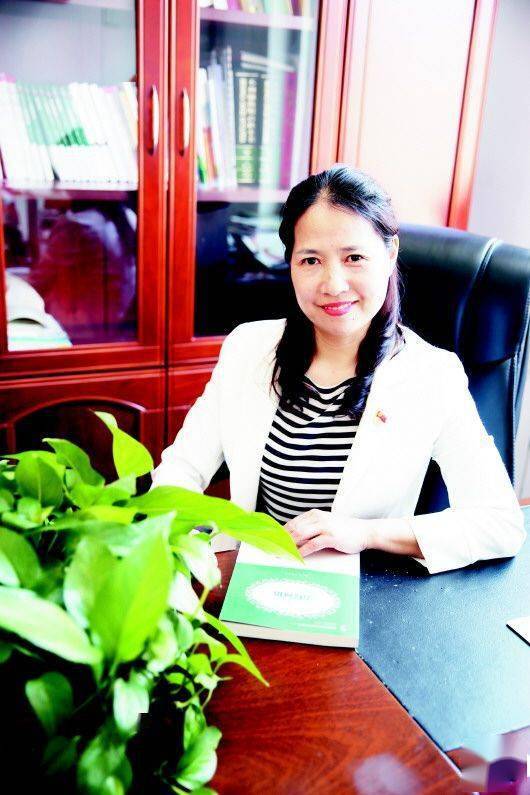 校长赵立成:万里胸中藏锦绣轻舟无惧万重山张店区实验小学党支部书记