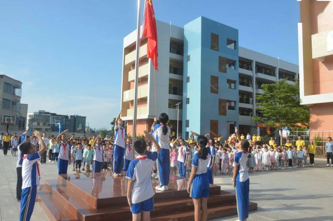 仪式感满满!就在昨天,罗定各中小学幼儿园开学啦