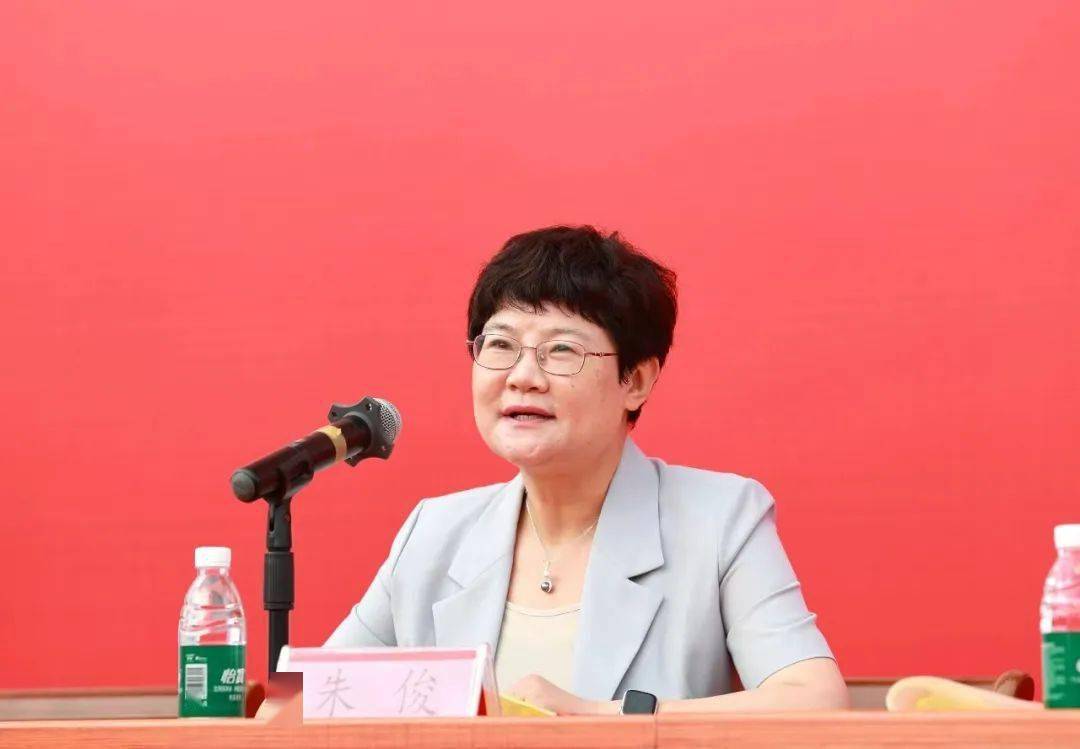 尽显本色——江苏省盐城中学第36届军训闭营典礼圆满完成_孙思_丁才林