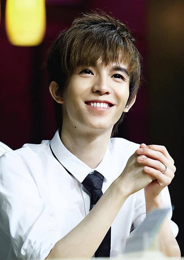 郭敬明走到今天的结局,谁也怪不了_李枫_时候_庄羽告