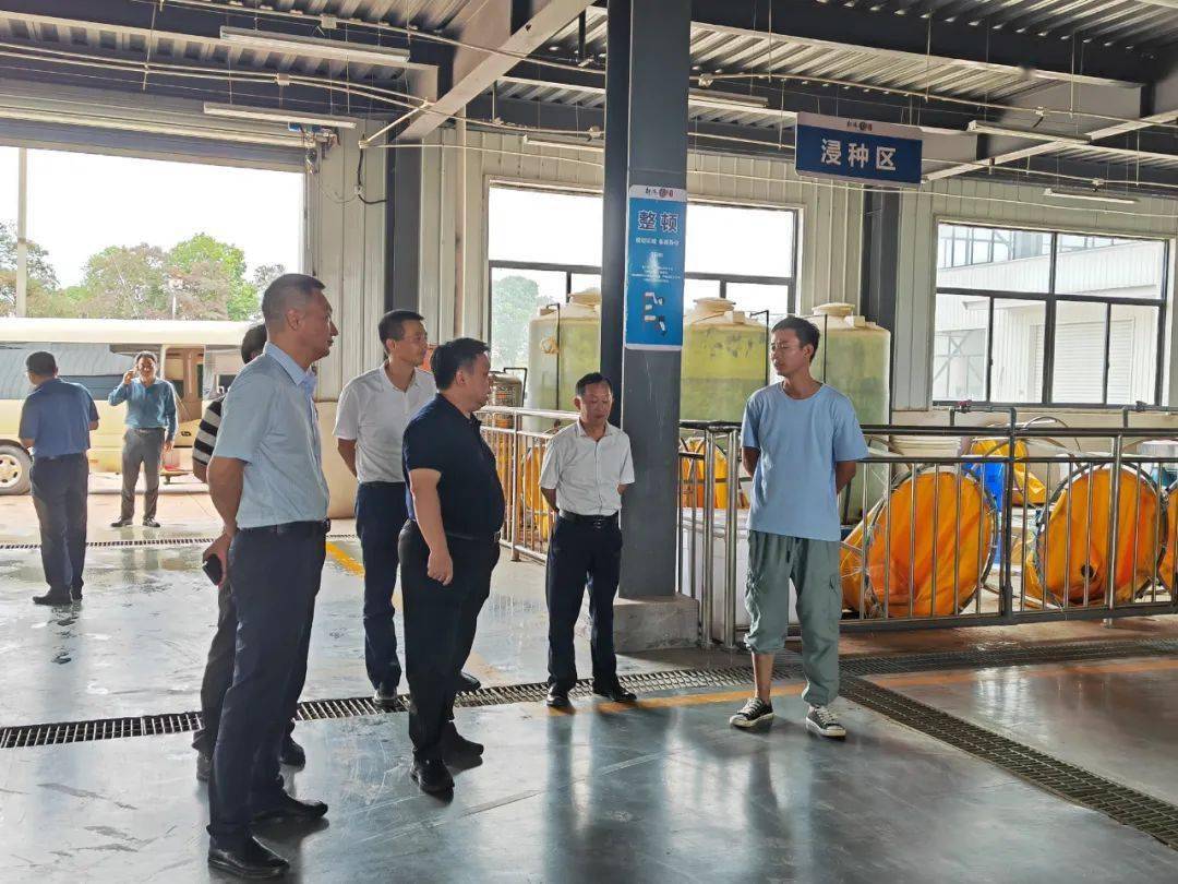 上饶市人大常委会副主任,鄱阳县委书记周金明,鄱阳县委副书记