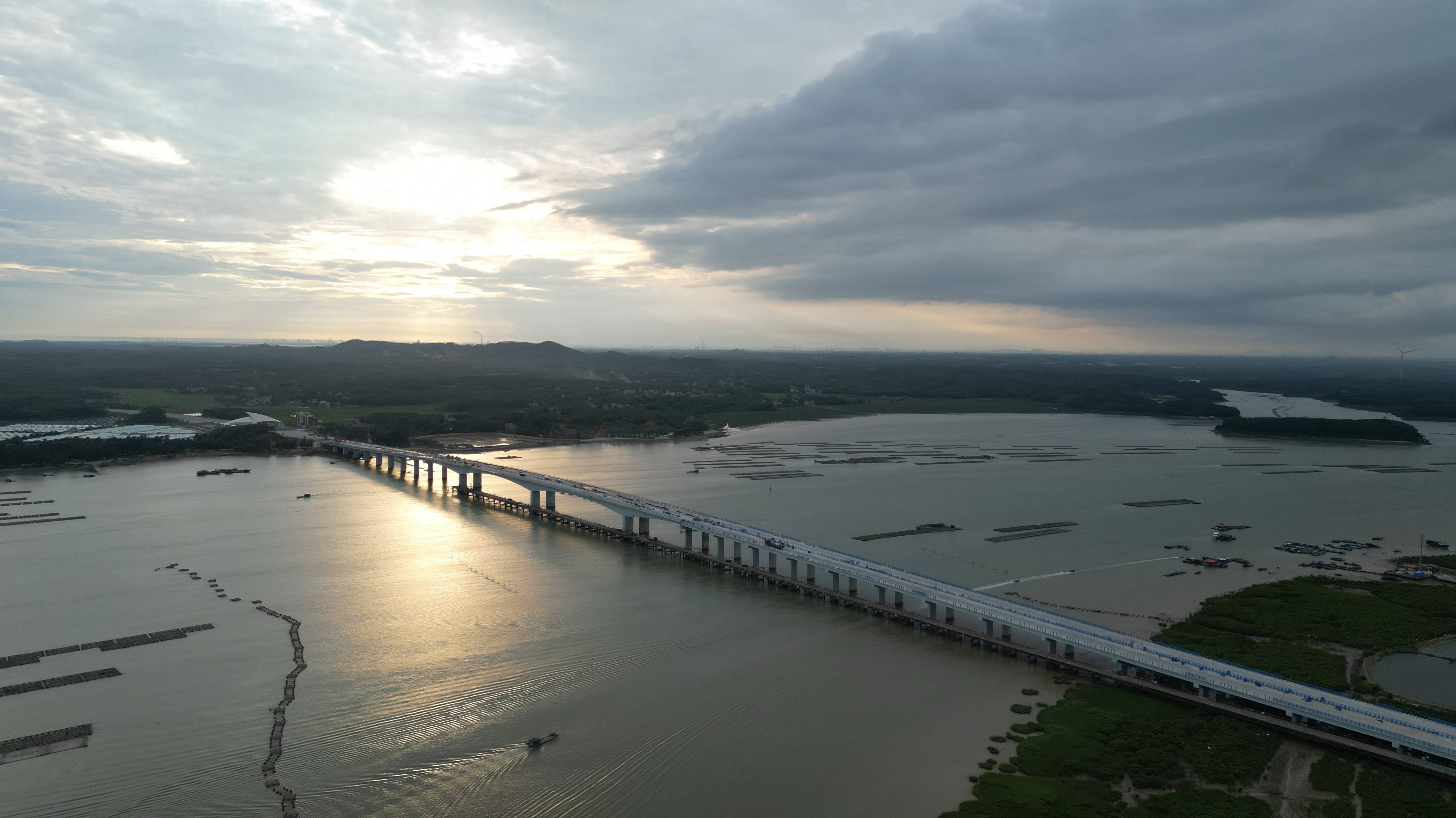 广西大风江大桥项目全线贯通_建设_钦州市_北海市