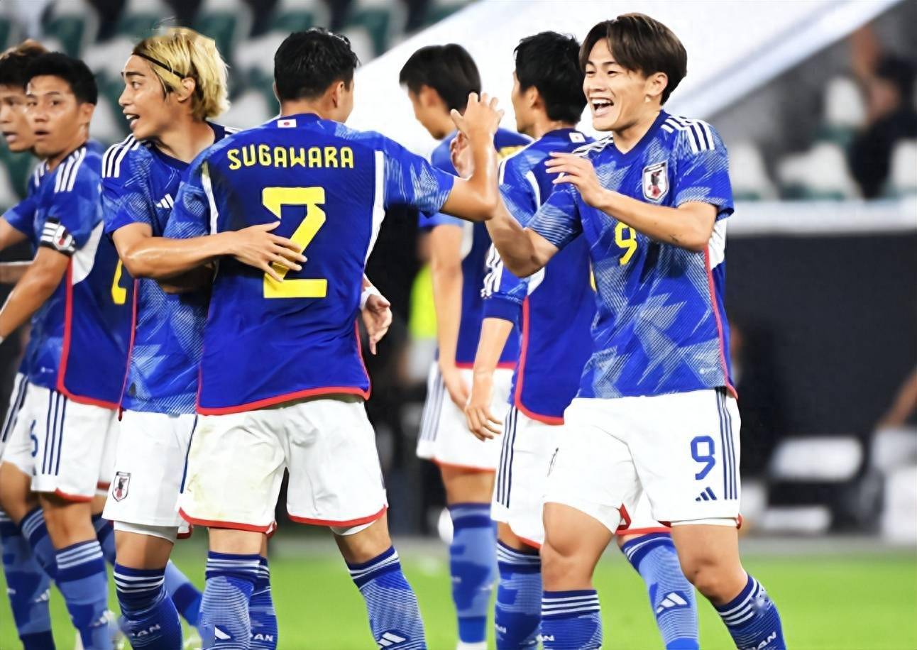 日本vs土耳其首发曝光:枪手后卫坐镇,镰田大地领衔,三笘薰出击_健洋