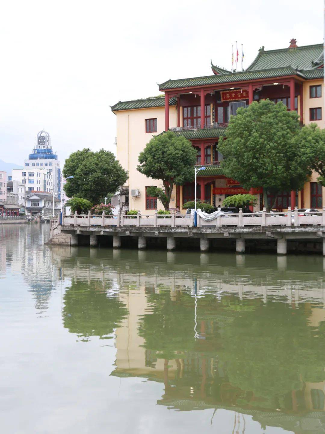 瓯海区佛教协会六届三次理事会议在仙岩街道甘露寺召开_工作_场所