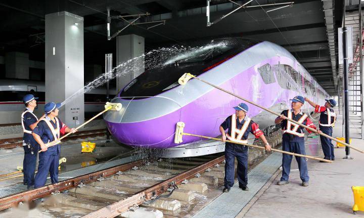 新款复兴号即将上线_杭州_动车组_智能