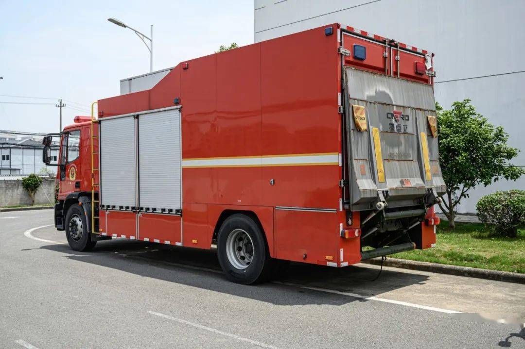 进口依维柯eurocargo底盘捷达器材消防车_搜狐汽车_搜狐网