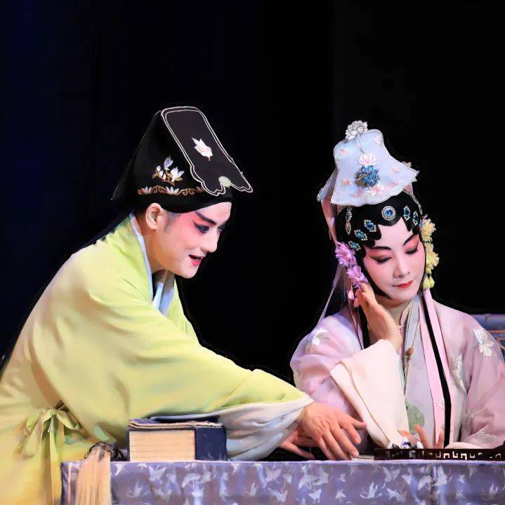 今日开票 | "梅花奖"得主俞玖林,沈丰英领衔演绎新版《玉簪记》!