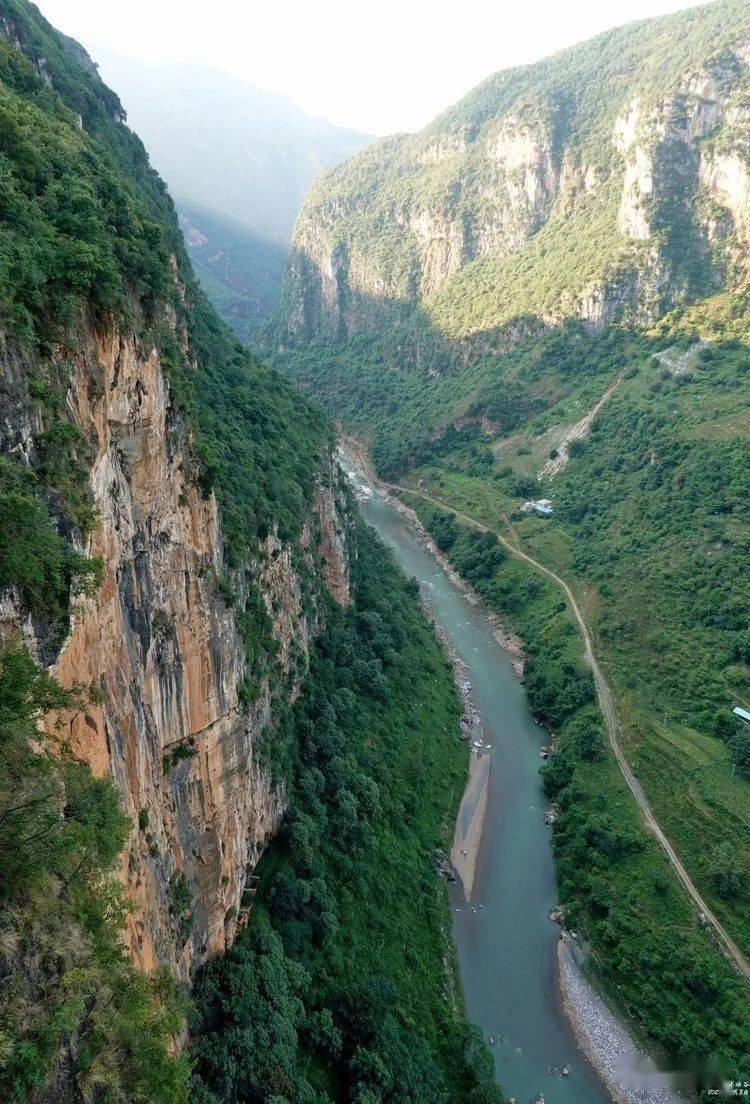 环骑尼珠河大峡谷,从贵州到云南_大桥_普立_顽石