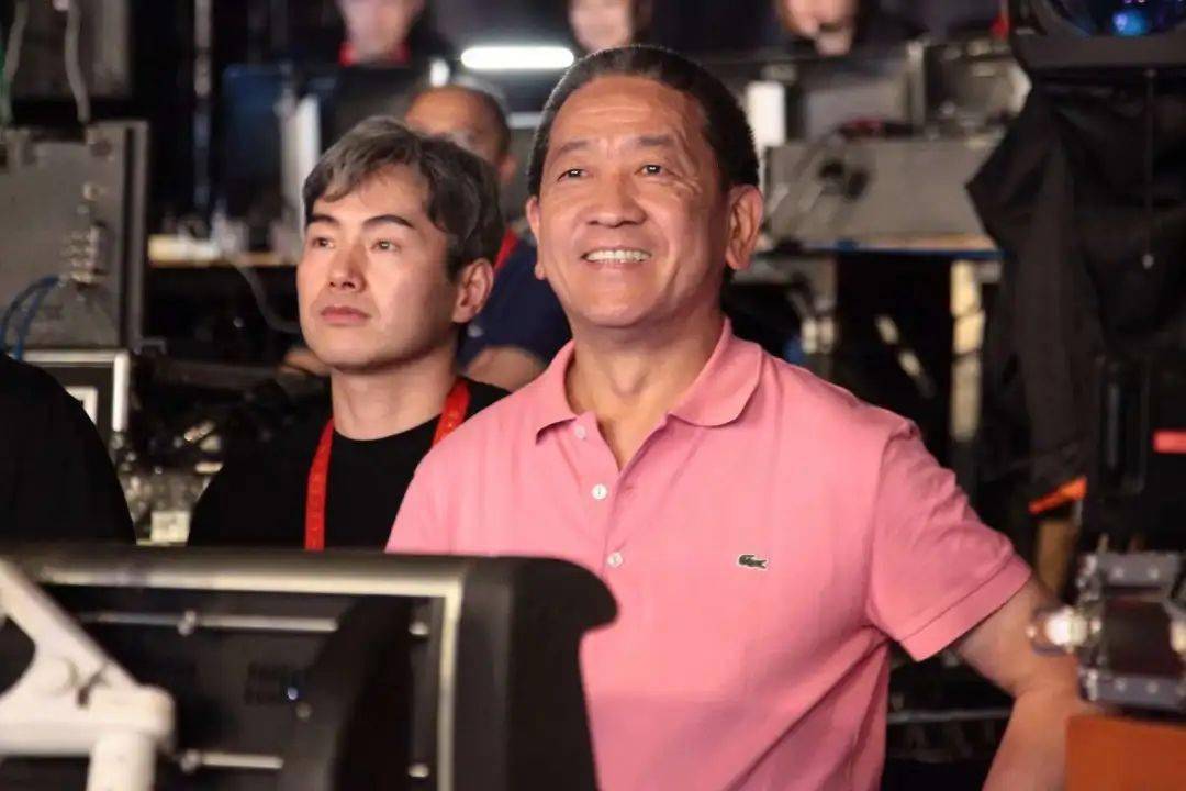 鸟巢_阵列_音箱