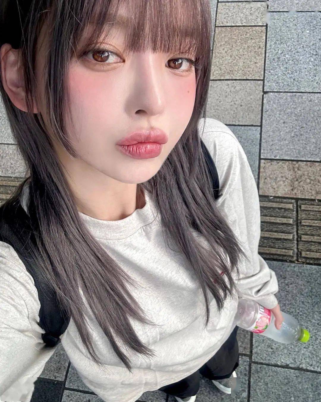 韩国版 angelababy 泳装晒球鞋!迷倒 180 万网友!我就反复看了 30 遍!