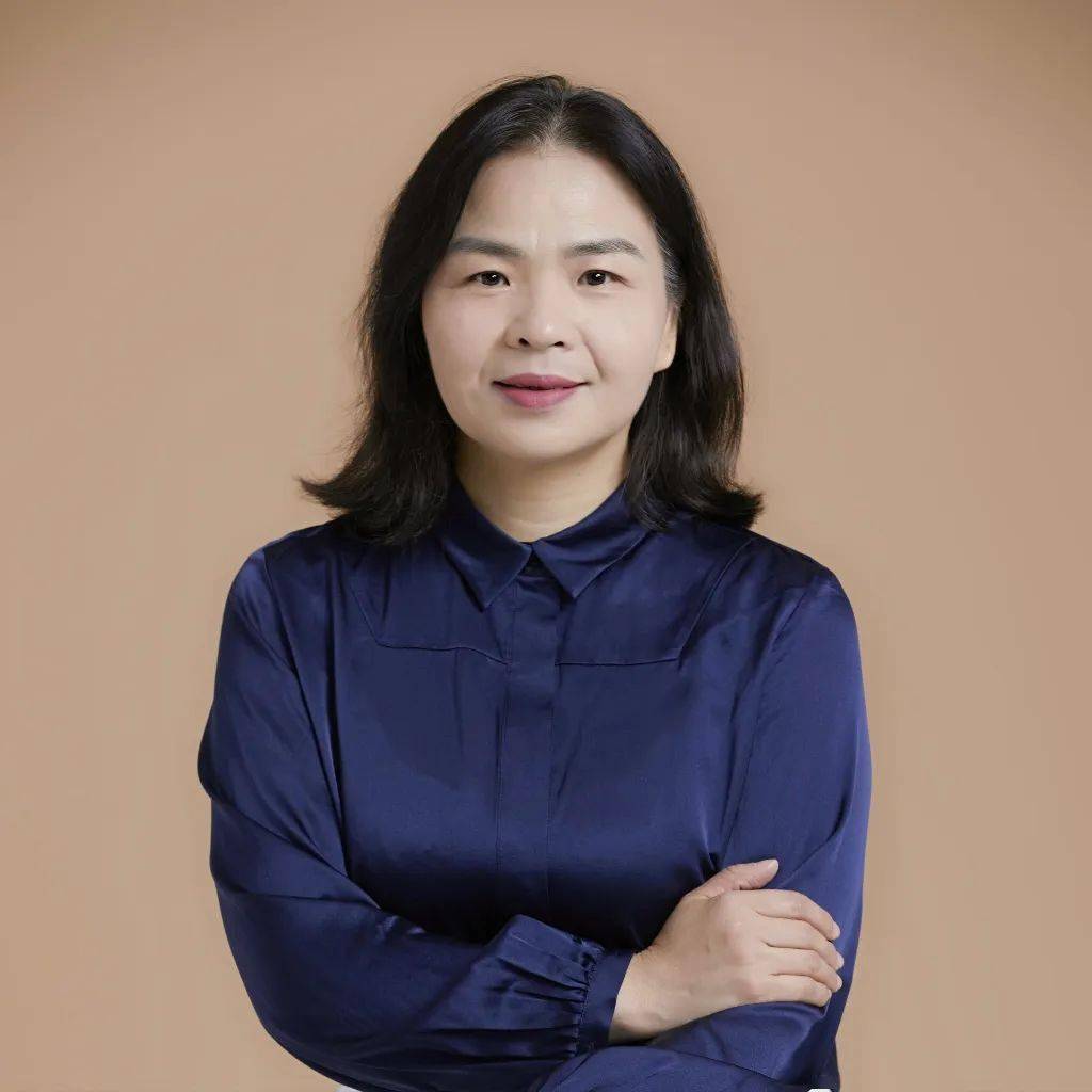 主讲人:赵小华中国福利会发展研究中心师资培训部主任全民阅读研究与