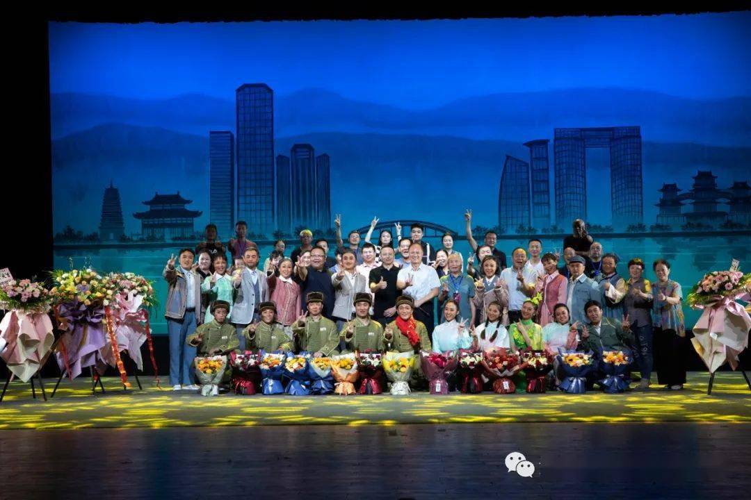 淮北原创豫剧《老兵》首演圆满成功!