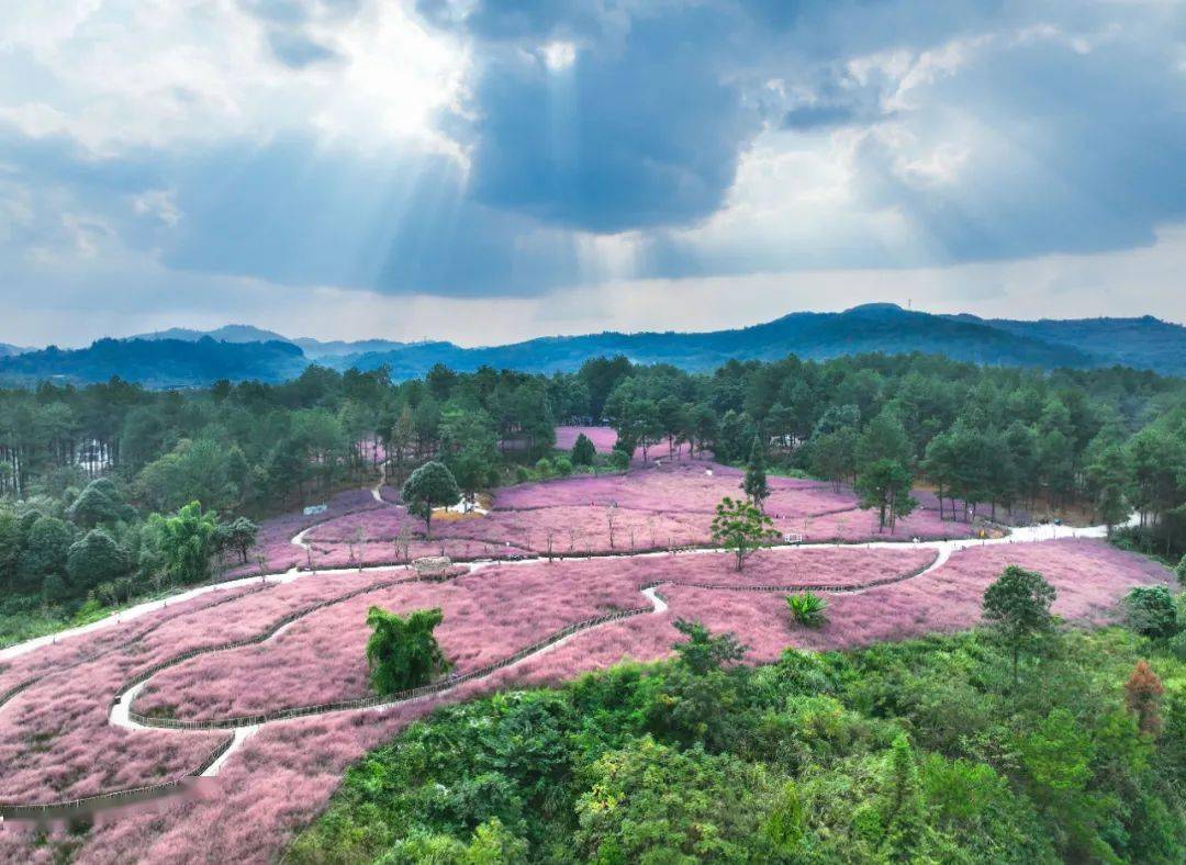 "坐着高铁看黔南"之独山篇——迈入高铁时代 实现飞速发展