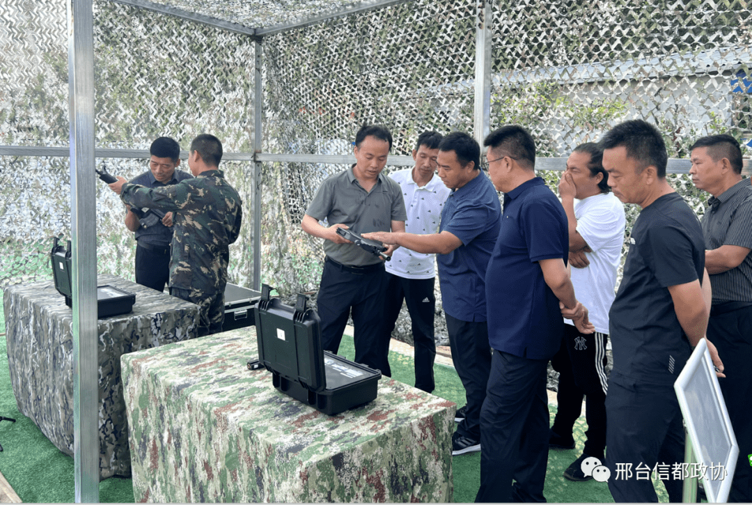 区政协委员张鹏开展国防教育公益宣传_活动_全民国防_建设集团