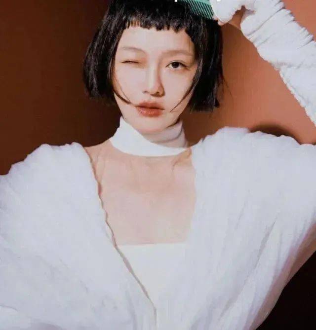 44岁的大s,从"丑小鸭"到"女神",坚持20年的减肥法曝光_小时候_运动