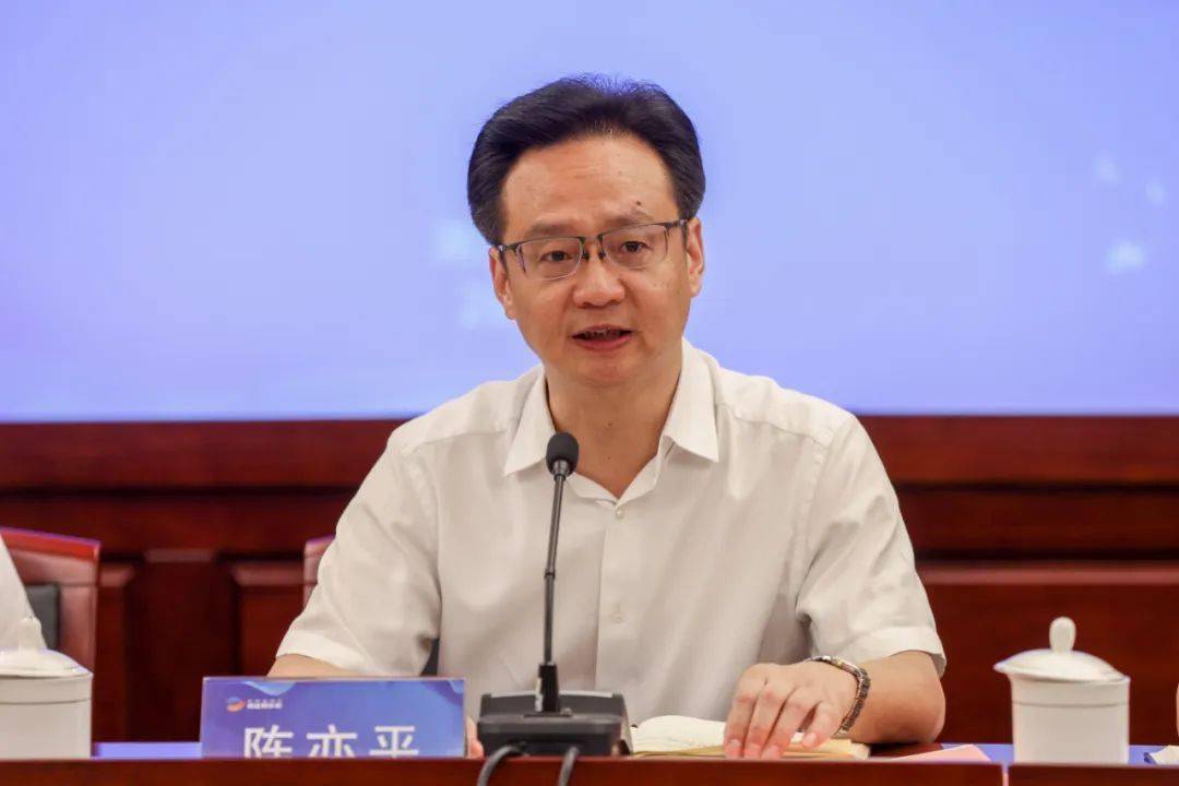 陈亦平主持召开第五十七期亲清直通车·政企恳谈会 与企业家共同聚焦