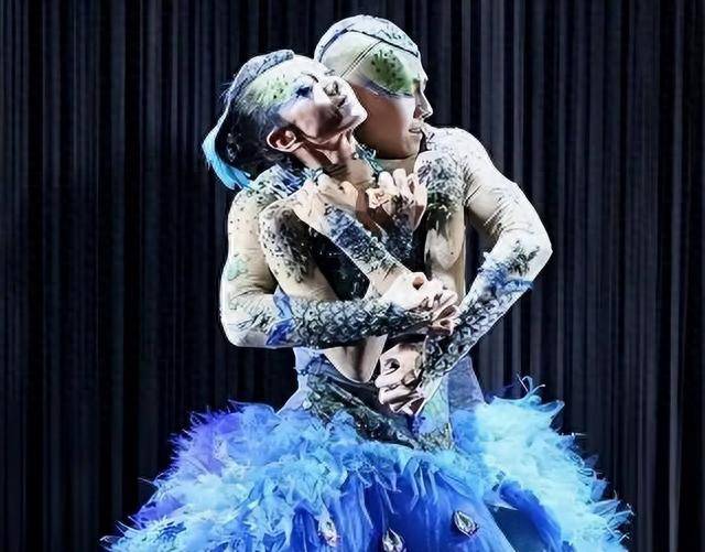 争议再起！杨丽萍舞团演出"阴阳双修"引发轩然！