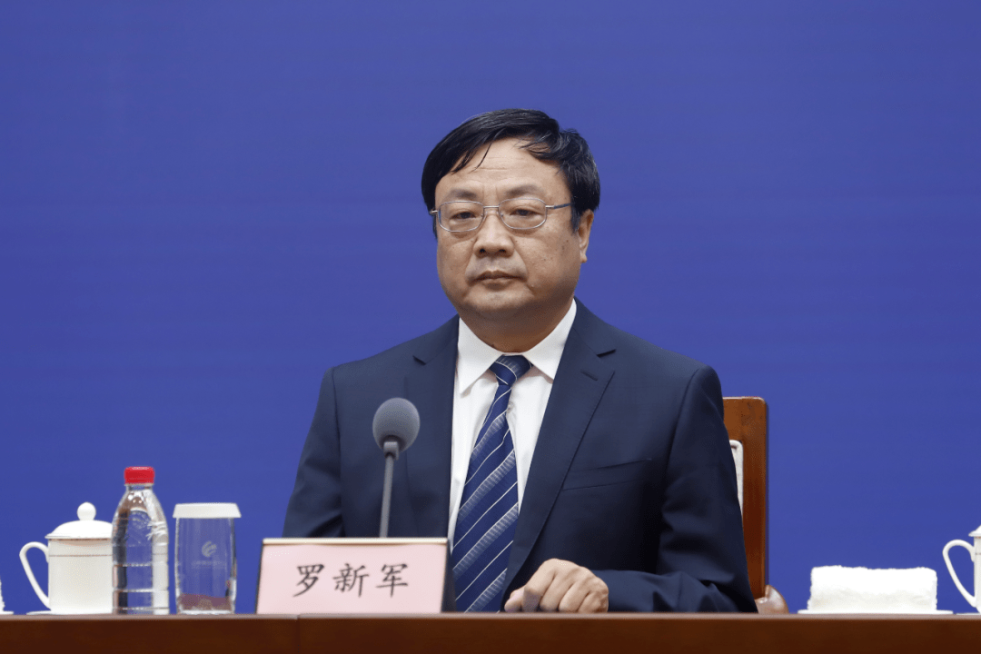 罗新军医养健康产业是山东确定的"十强产业"之一,医药产业是医养健康