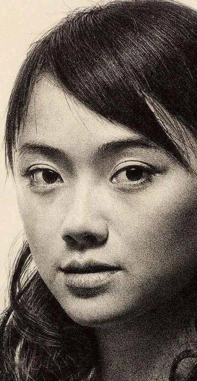 你只见过冷军的油画,其实他的素描更牛!_写实_作品_画面