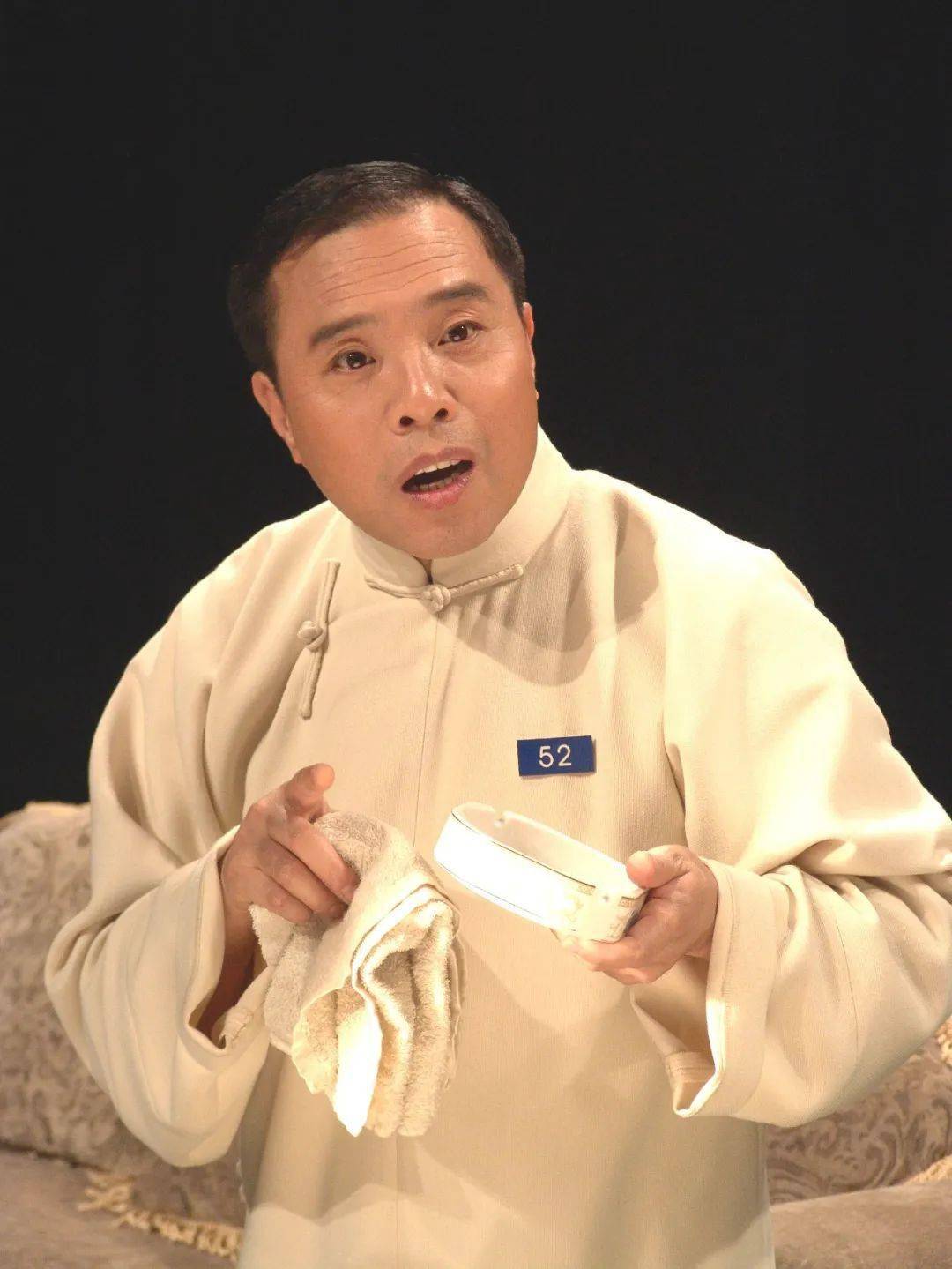 刘景范 饰 王福升彭义程 饰 李石清程诚 饰 张乔治尤惠琴 饰 顾八奶奶