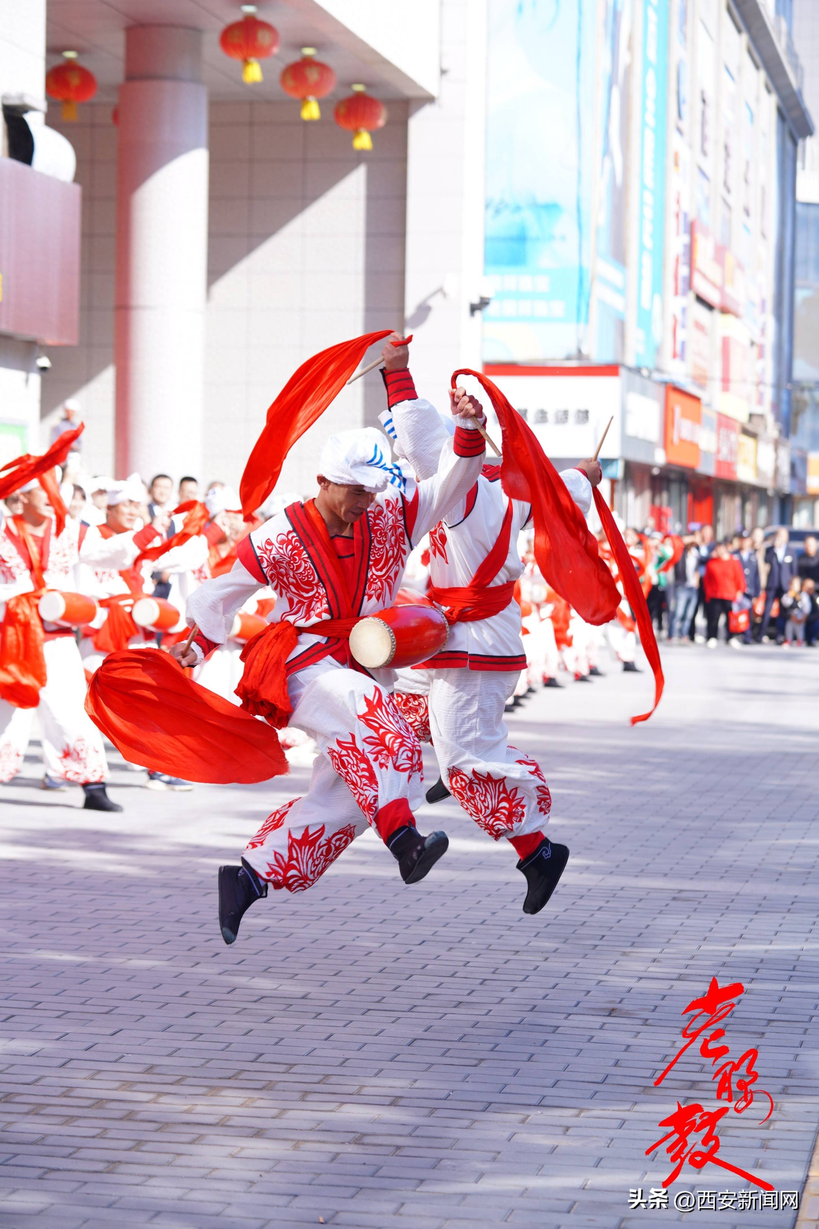 展现黄土地特色人文风貌 电影《老腰鼓》在陕开机