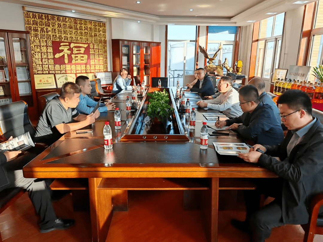 在龙江福粮油座谈交流考察海伦市海北镇大豆科技农业示范园区责编:吕