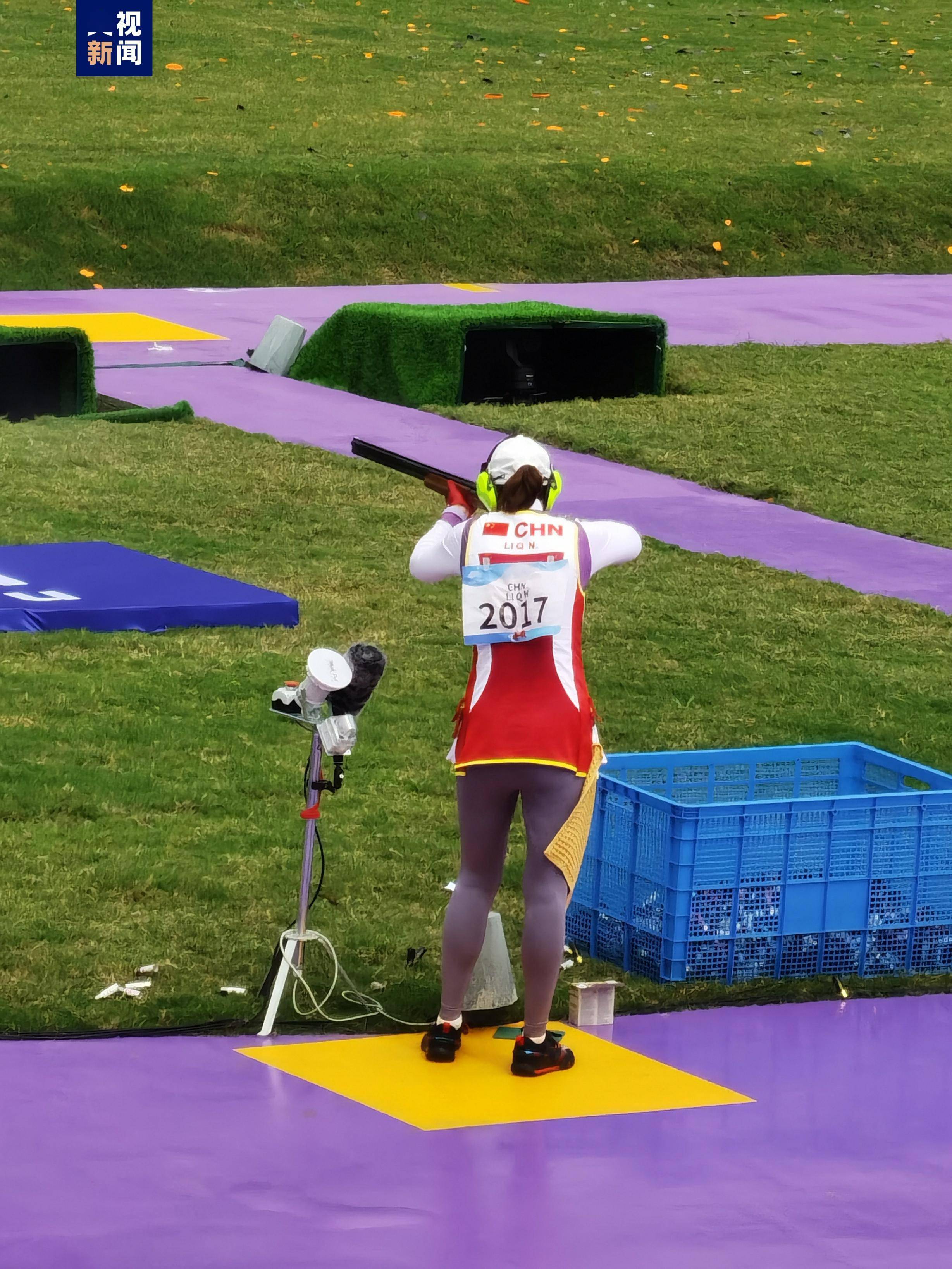 中国队夺得射击女子多向飞碟团体金牌_李清念_张鑫_来源