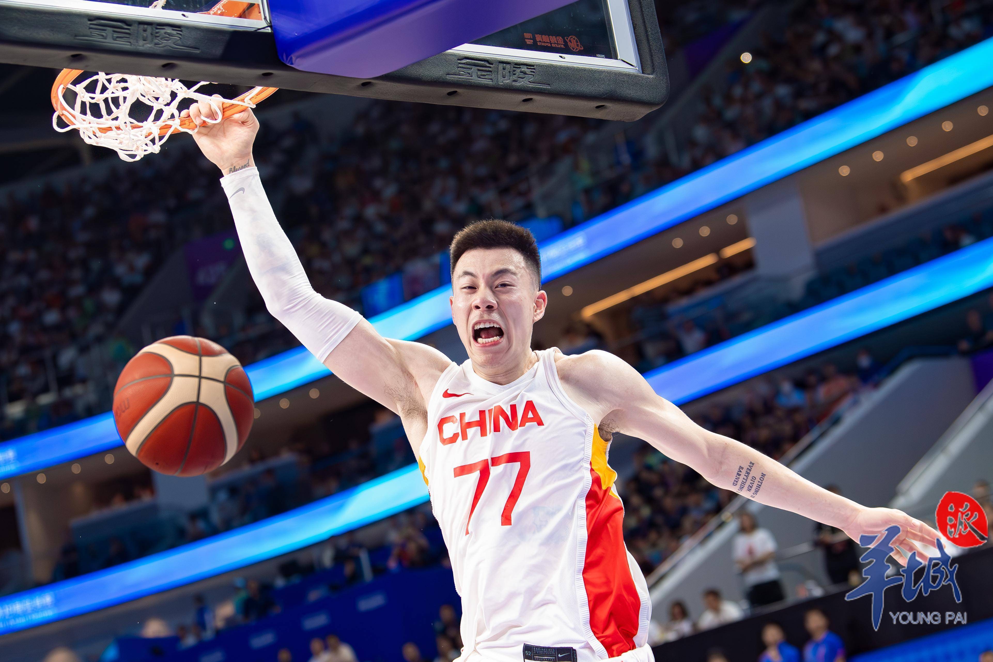 3日,在杭州亚运会男篮四分之一决赛中,中国男篮以84比70力克韩国男篮