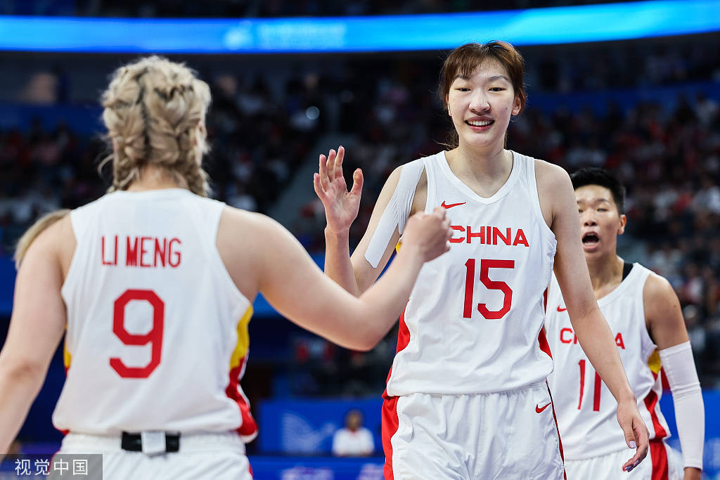 “女篮”王思雨绝杀！中国女篮2分战胜日本，卫冕亚运会金牌