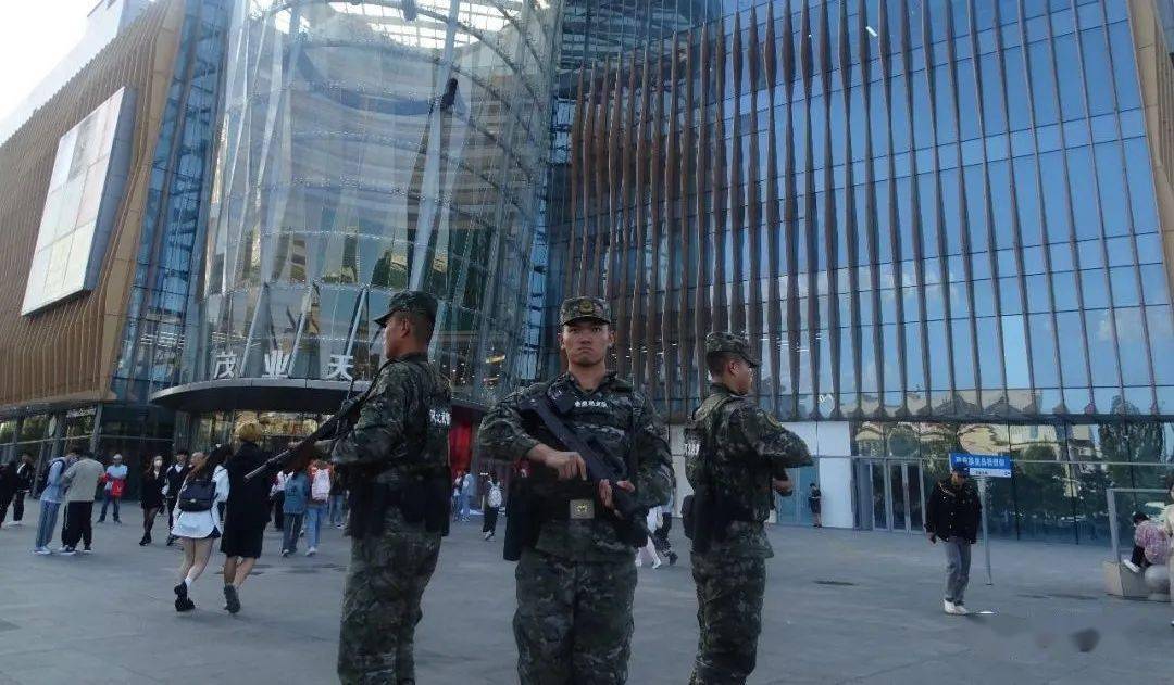 忠诚使命武警陕西总队西安支队↓↓↓主动加强对火车站,地铁站热门