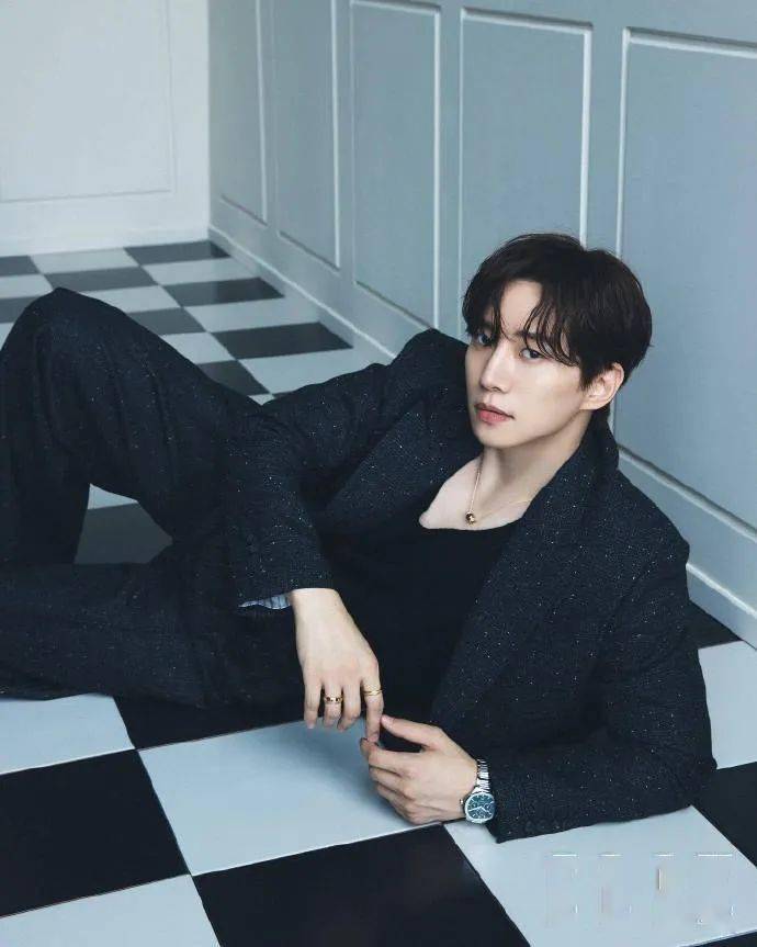 李俊昊最新画报-李硕珉更新ins-池昌旭热播新剧《最恶之恶》-好听的
