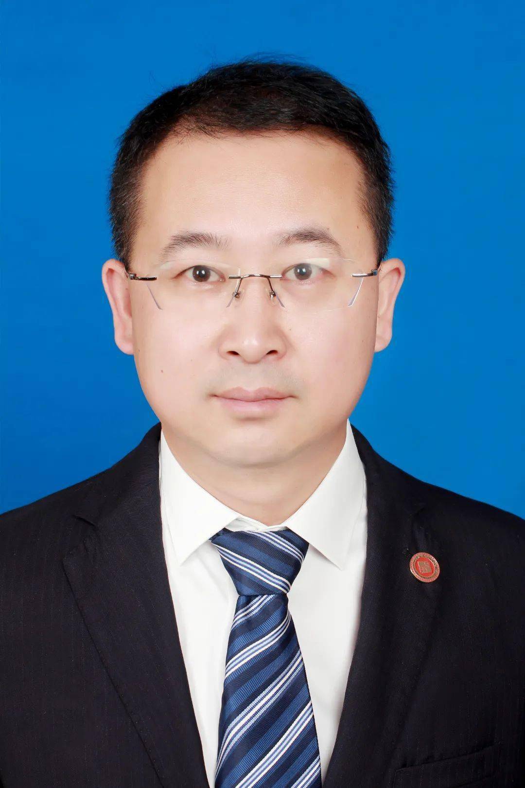 中小企业在西安的家part 01西企协分会会长01分会会长陈金催刘辉