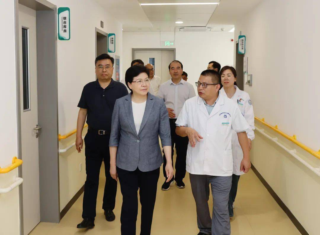 韩立明在江北新区,六合区,雨花台区督导第二批主题教育并调研_发展